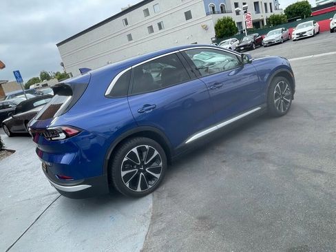 Used 2023 VinFast VF 8 Plus image 38