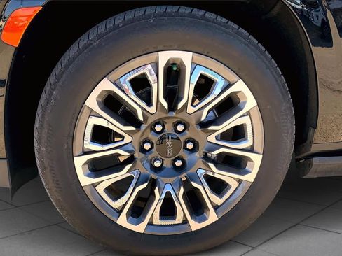 Certified 2023 GMC Yukon XL Denali Ultimate image 10