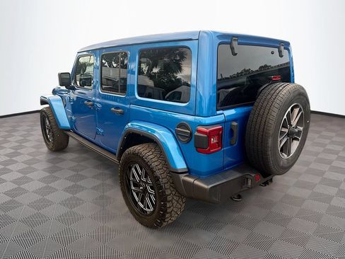 Used 2023 Jeep Wrangler Unlimited Sahara w/ LED Lighting Group AWD/4WD image 8