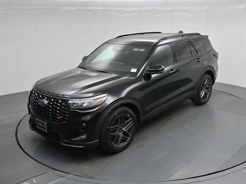 New 2026 Ford Explorer ST w/ Sun And Sound Package image 39