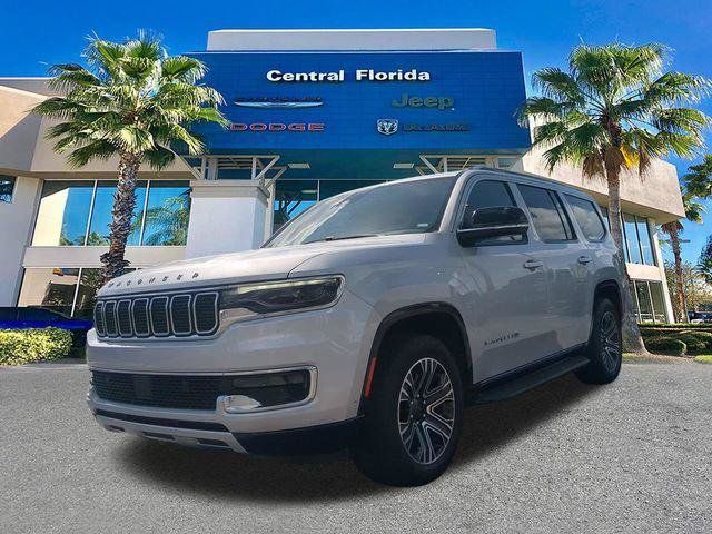 Certified 2024 Jeep Wagoneer Series II w/ Flexible Seating Group RWD image 9