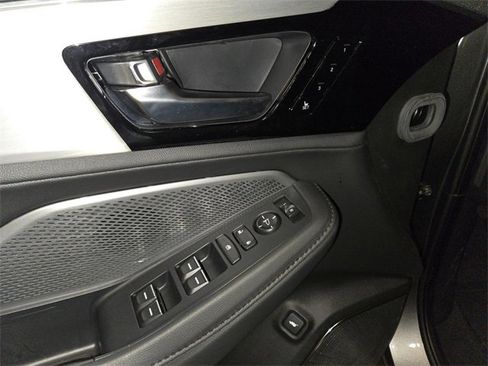 Certified 2025 Acura MDX FWD image 13