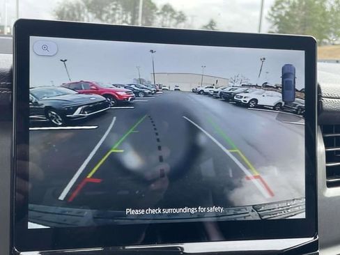 Used 2024 Ford Expedition Max XLT image 21