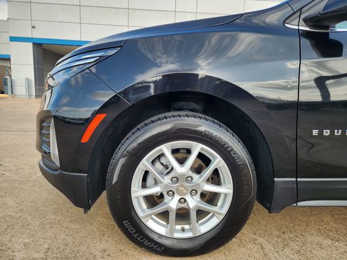 Used 2024 Chevrolet Equinox LT AWD/4WD image 9