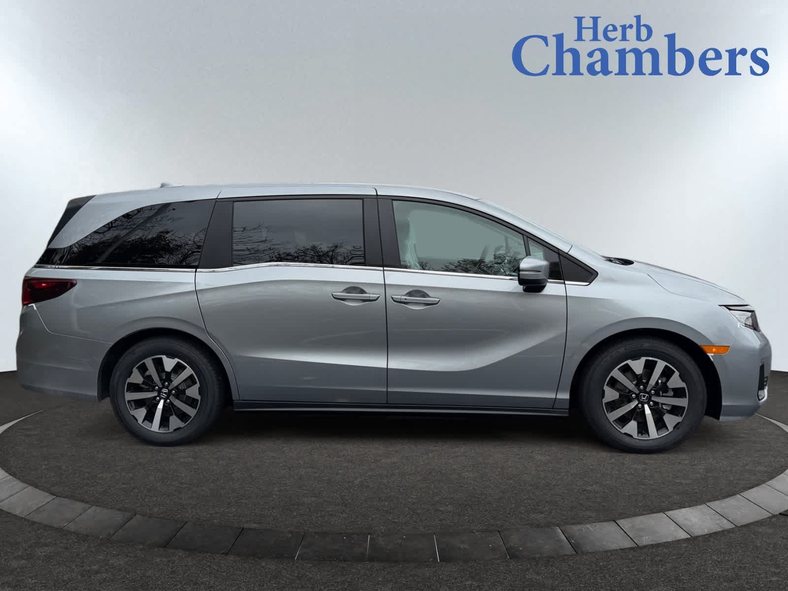 New 2026 Honda Odyssey EX-L image 10