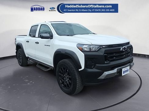 Used 2025 Chevrolet Colorado Trail Boss image 7