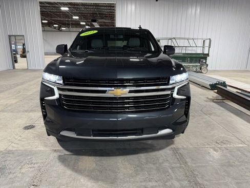 Used 2022 Chevrolet Tahoe LT w/ Luxury Package image 2