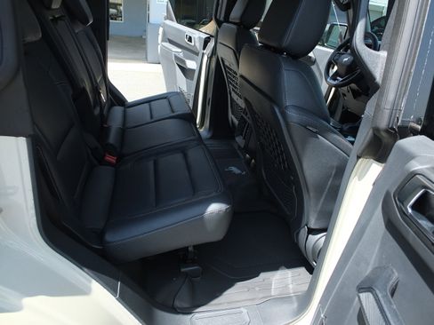 New 2026 Ford Bronco Big Bend w/ Black Diamond Package AWD/4WD image 19