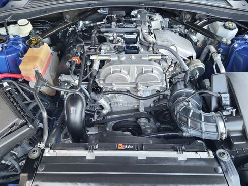 Used 2021 Chevrolet Camaro LS image 29