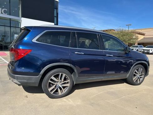 Used 2017 Honda Pilot Elite image 16