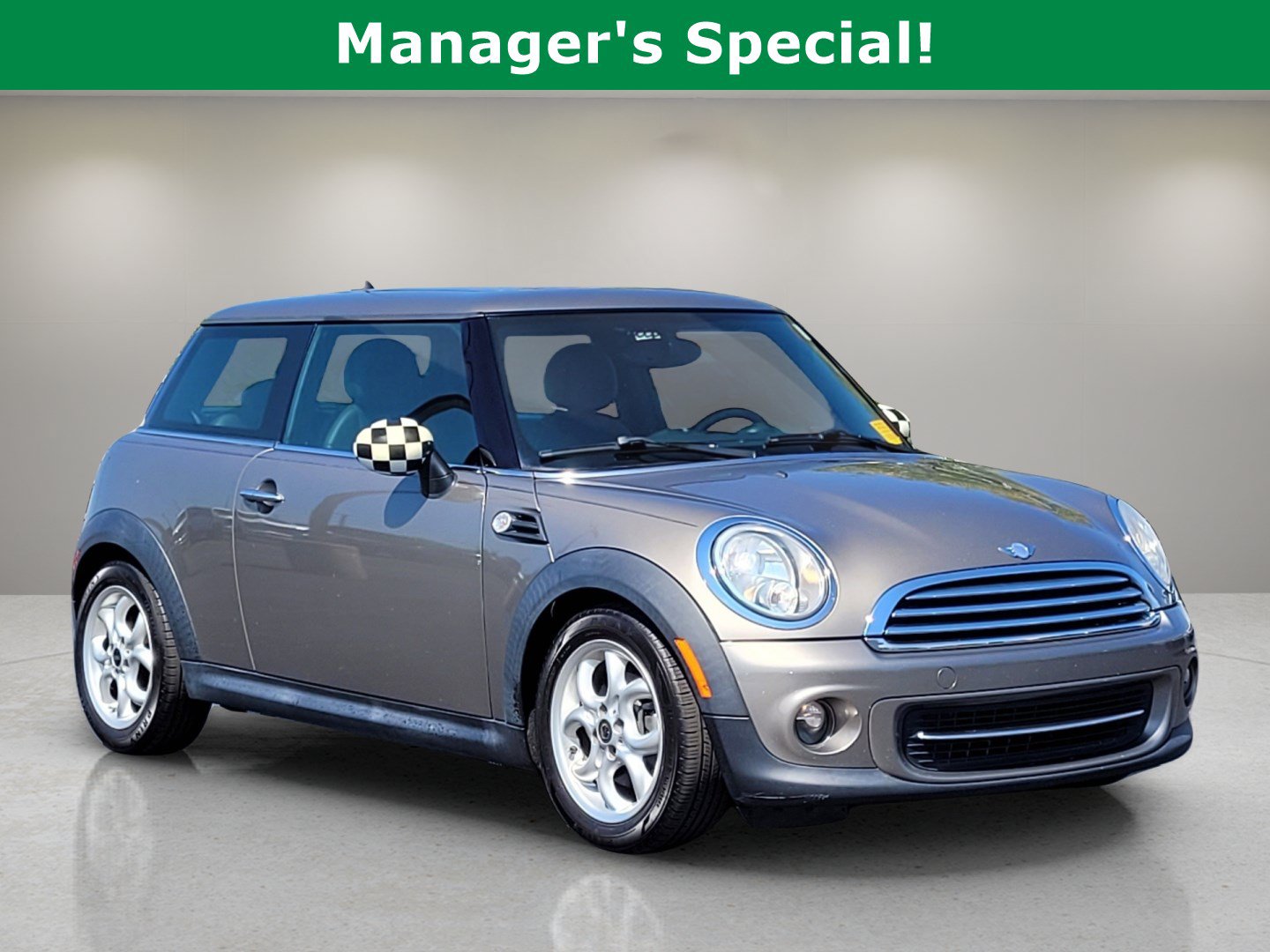 Used 2011 MINI Cooper Hardtop FWD image 1