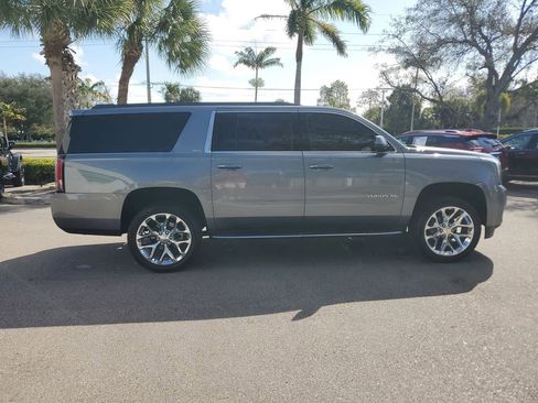 Used 2019 GMC Yukon XL SLT w/ Open Road Package image 6