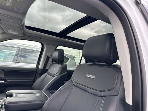 Used 2025 Ford Expedition Max Platinum AWD/4WD image 14