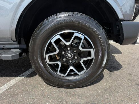 Used 2024 Ford Bronco Outer Banks AWD/4WD image 8