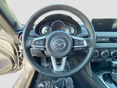 Used 2025 MAZDA MX-5 Miata RF Grand Touring RWD image 33
