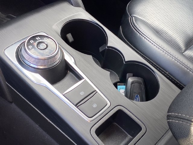 Used 2024 Ford Escape Platinum AWD/4WD image 13