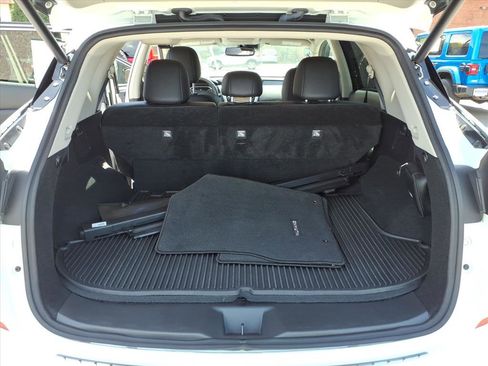 Used 2023 Nissan Murano SL w/ Cargo Package AWD/4WD image 14