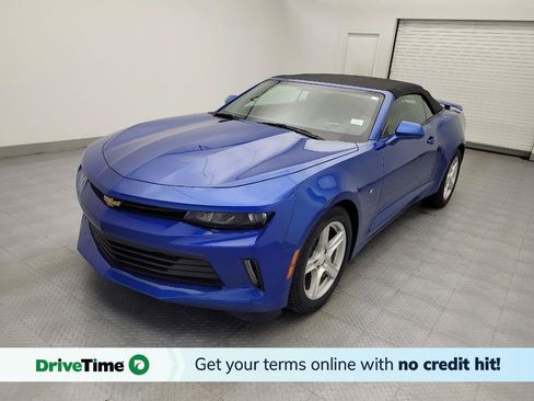 Used 2018 Chevrolet Camaro LT RWD image 1