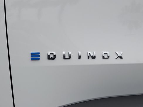 New 2026 Chevrolet Equinox EV LT image 5