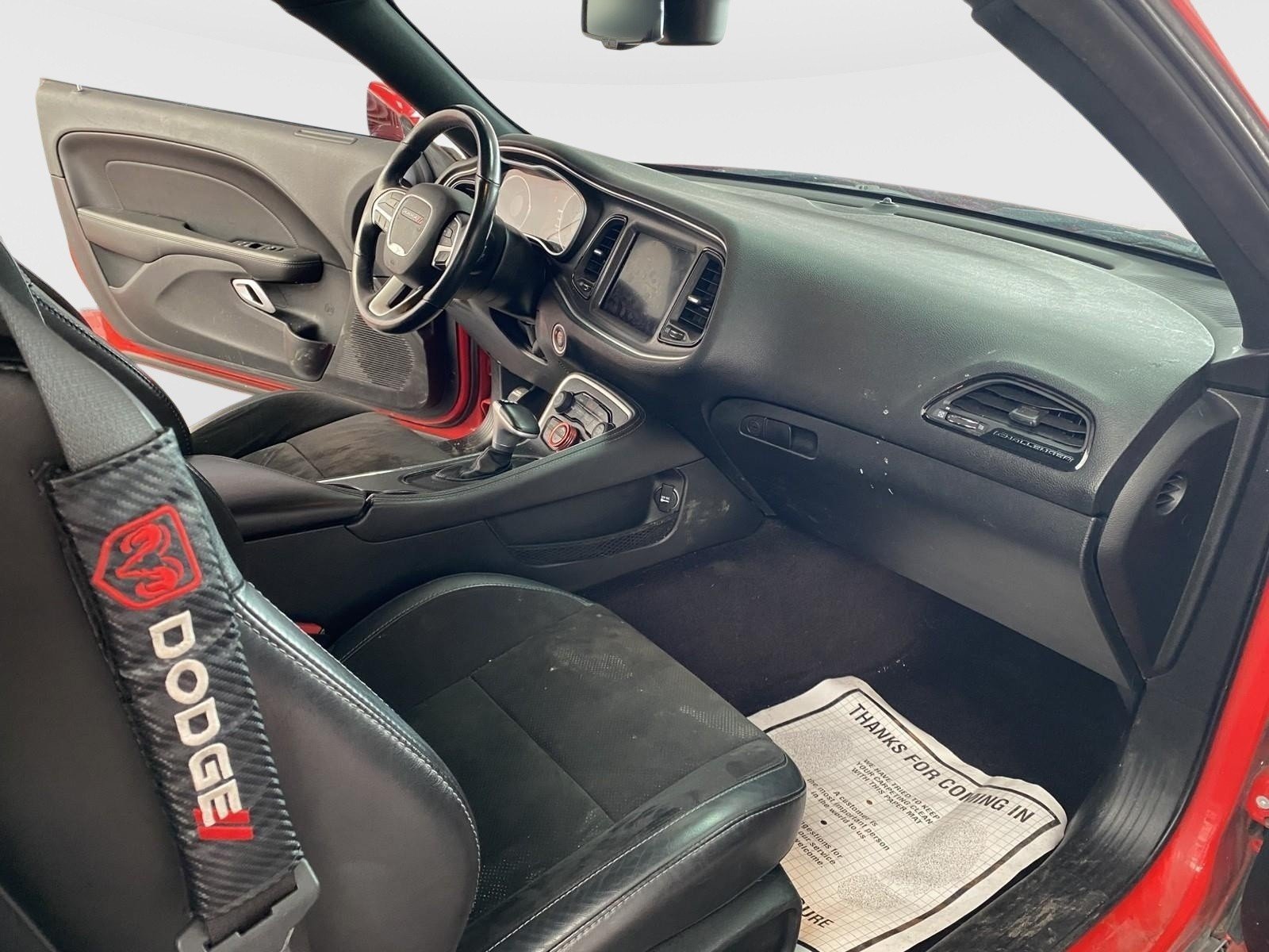 Used 2018 Dodge Challenger R/T Scat Pack w/ Leather Interior Group RWD image 8