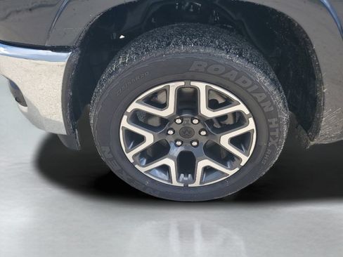 Used 2026 RAM 1500 Laramie AWD/4WD image 25