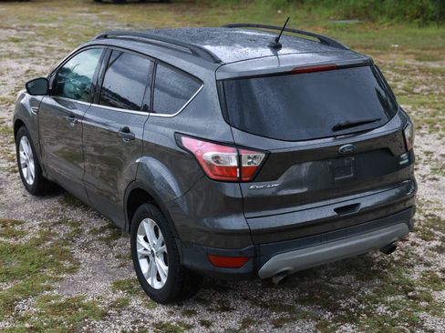 Used 2018 Ford Escape SEL FWD image 5