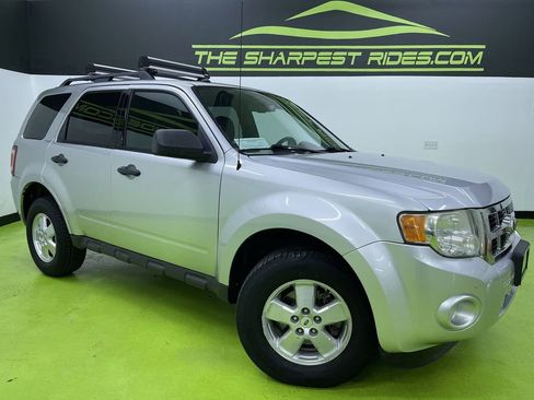 Used 2011 Ford Escape XLT w/ 203A Rapid Spec Order Code image 1