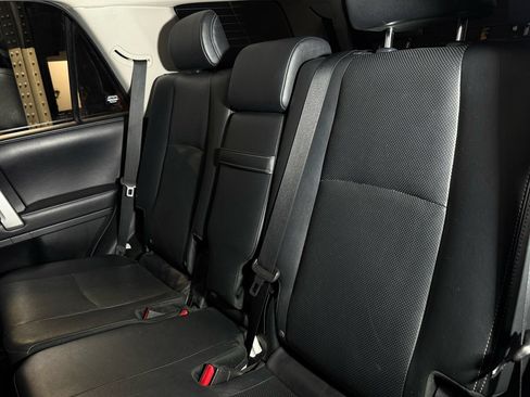 Used 2019 Toyota 4Runner Limited AWD/4WD image 21