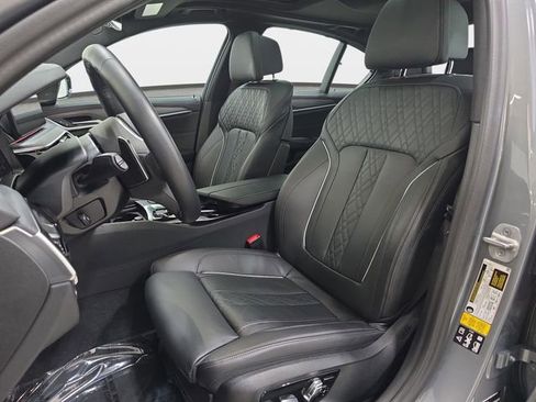 Certified 2023 BMW M550i xDrive w/ Executive Package image 12