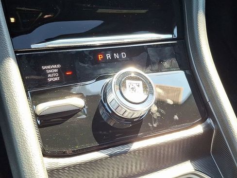 New 2025 Jeep Grand Cherokee Limited AWD/4WD image 12