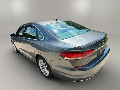 Used 2020 Volkswagen Passat 2.0T SE FWD image 7