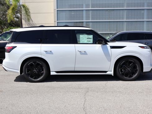 Used 2026 INFINITI QX80 4WD image 7