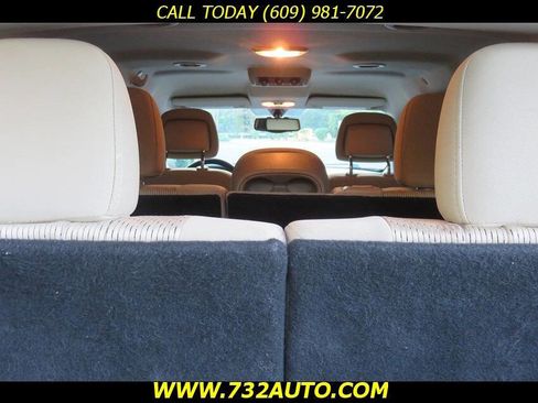 Used 2015 Dodge Journey SXT w/ Flexible Seating Group image 34