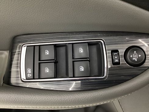 Used 2018 Chevrolet Impala LT w/ LT Convenience Package FWD image 37