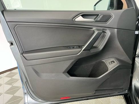 Used 2019 Volkswagen Tiguan SEL Premium R-Line image 10