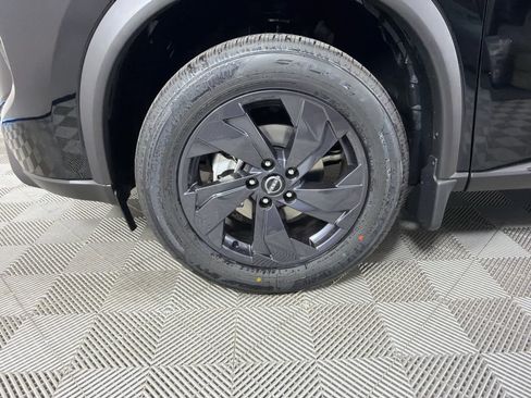 New 2026 Nissan Rogue SV w/ Cold Weather Package FWD image 10