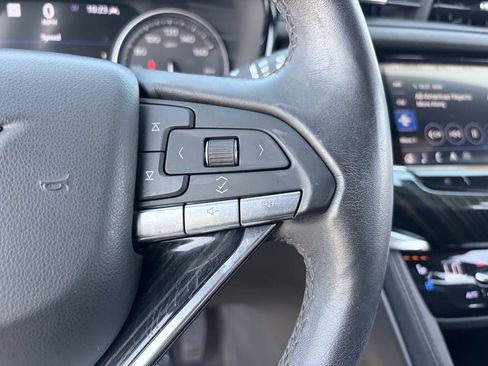 Used 2020 Cadillac XT6 Premium Luxury FWD image 22