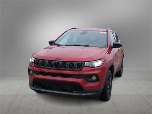 New 2026 Jeep Compass Latitude image 3