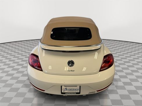 Used 2018 Volkswagen Beetle 2.0T Coast image 8