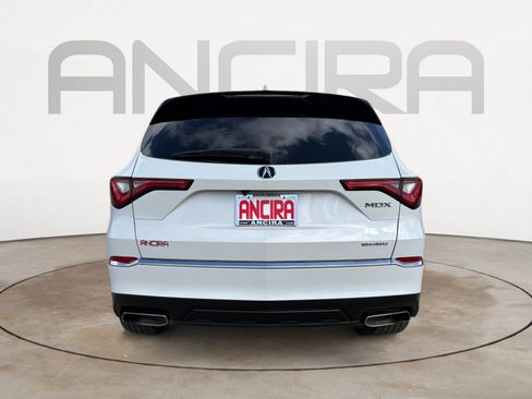 Used 2024 Acura MDX SH-AWD image 10