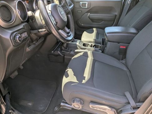 Used 2022 Jeep Wrangler Unlimited Sport AWD/4WD image 18