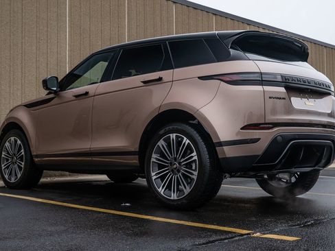 Used 2024 Land Rover Range Rover Evoque S image 5