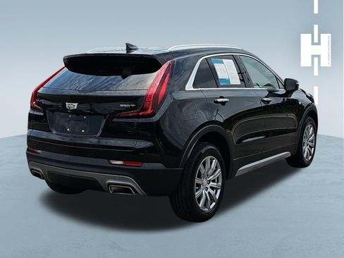 Used 2023 Cadillac XT4 Premium Luxury FWD image 4