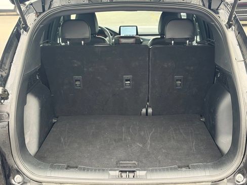 Used 2025 Ford Escape Active AWD/4WD image 9