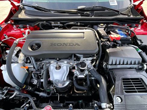 Used 2025 Honda Civic Sport image 31