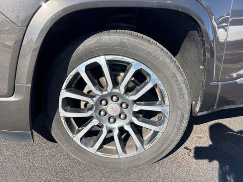 Used 2020 GMC Acadia Denali image 9