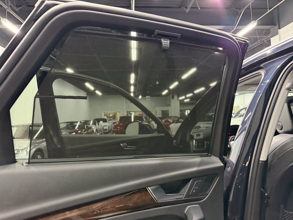 Used 2019 Audi Q5 Prestige w/ Prestige Package AWD/4WD image 20