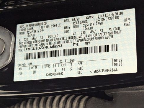 Used 2022 Ford Escape Titanium image 17