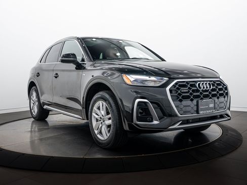 Certified 2023 Audi Q5 2.0T Premium AWD/4WD image 2