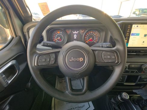 Used 2024 Jeep Wrangler Sport image 23